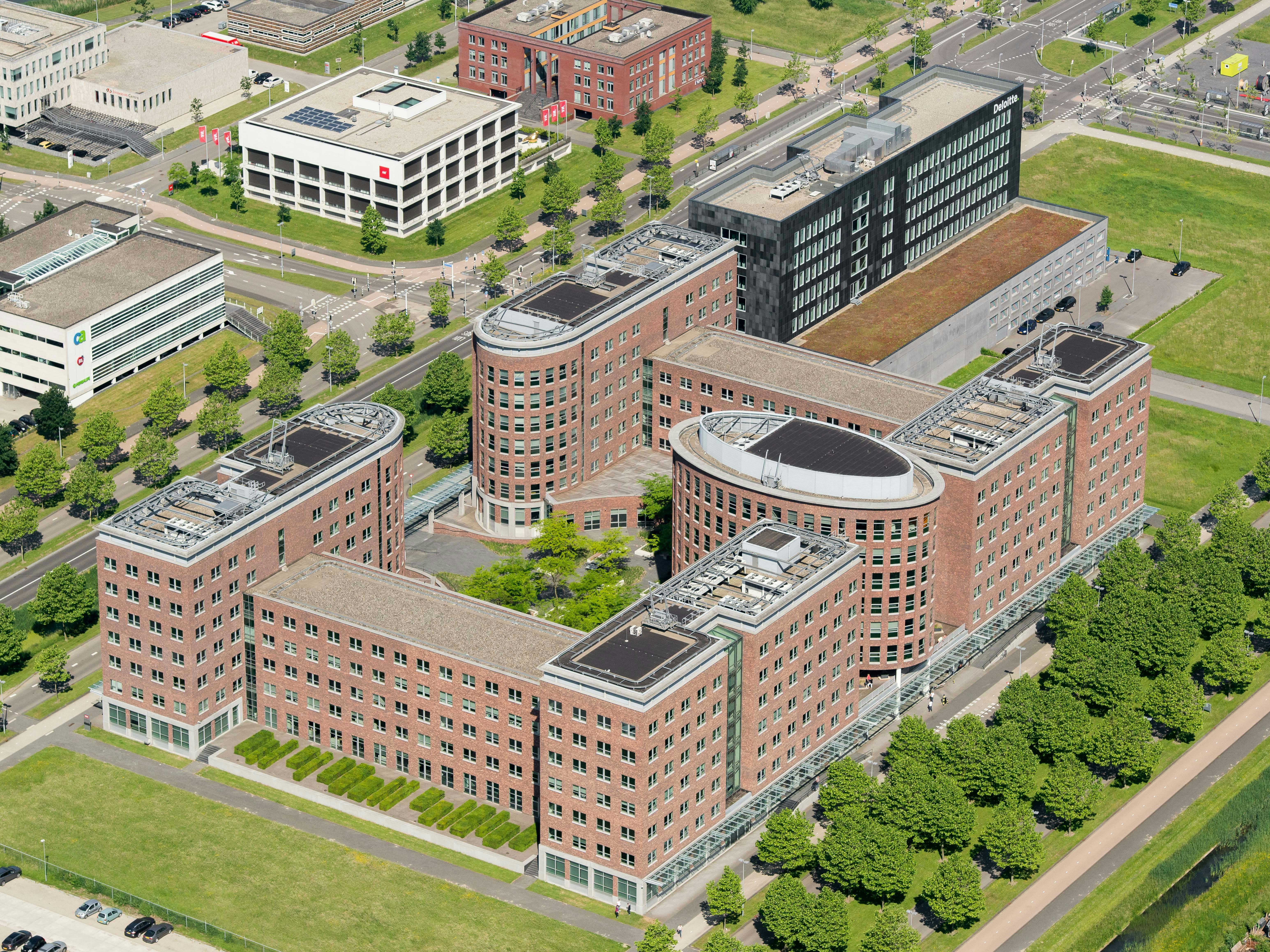 Courtyard-Building-Papendorp-