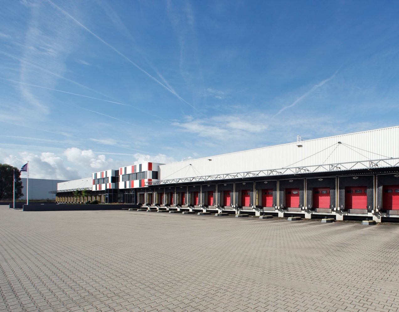 Betaalbaarshoppen.nl huurde 5.775 m2 bedrijfsruimte en 542 m2 kantoorruimte aan de Newtonstraat 6 in Ede. DTZ Zadelhoff trad op namens verhuurder Prodelta.