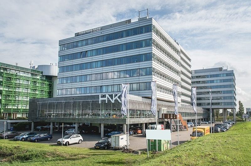 In Het Nieuwe Kantoor verleent vastgoedbelegger NSI diensten.