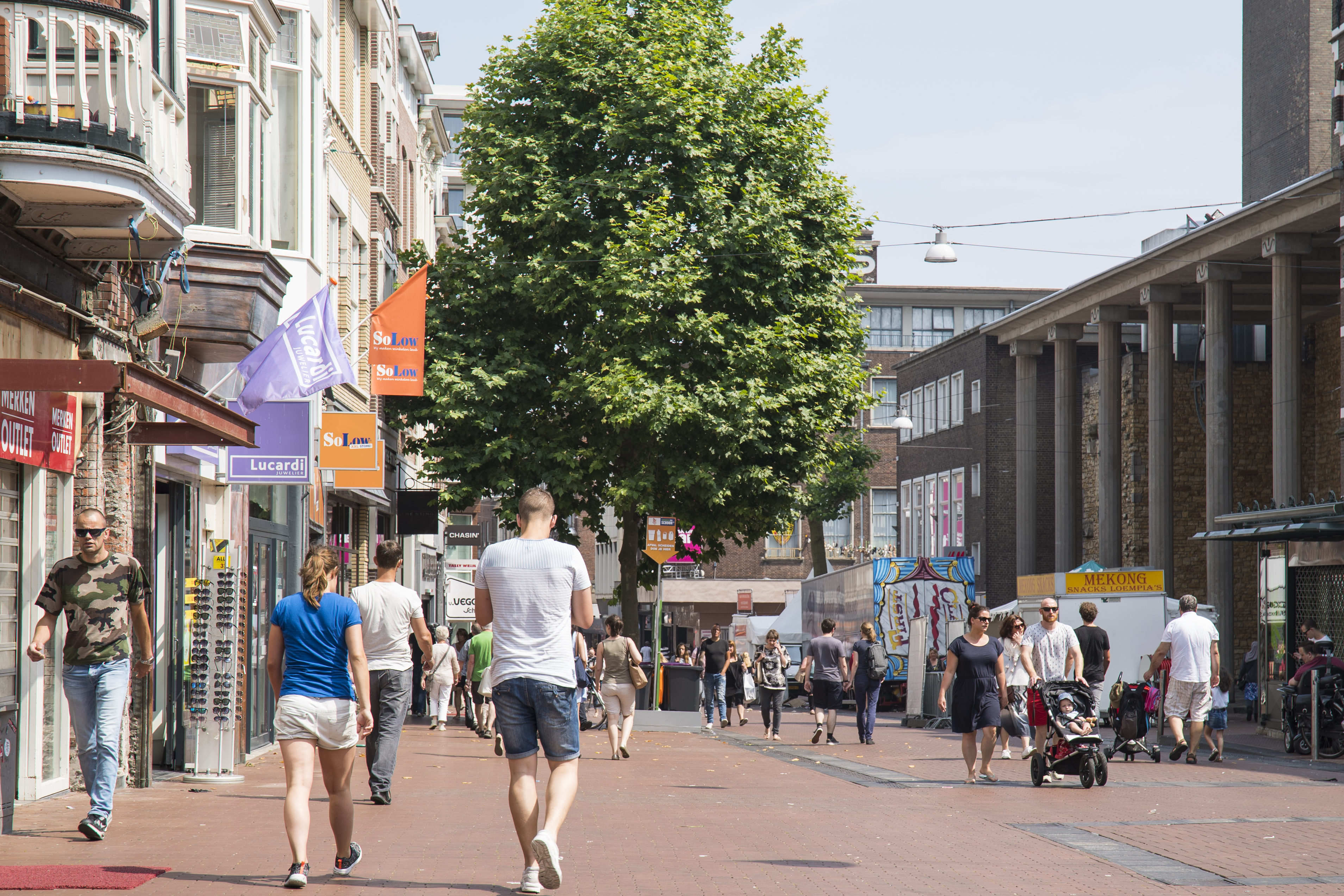 Omzetgroei non-foodwinkels gedecimeerd
