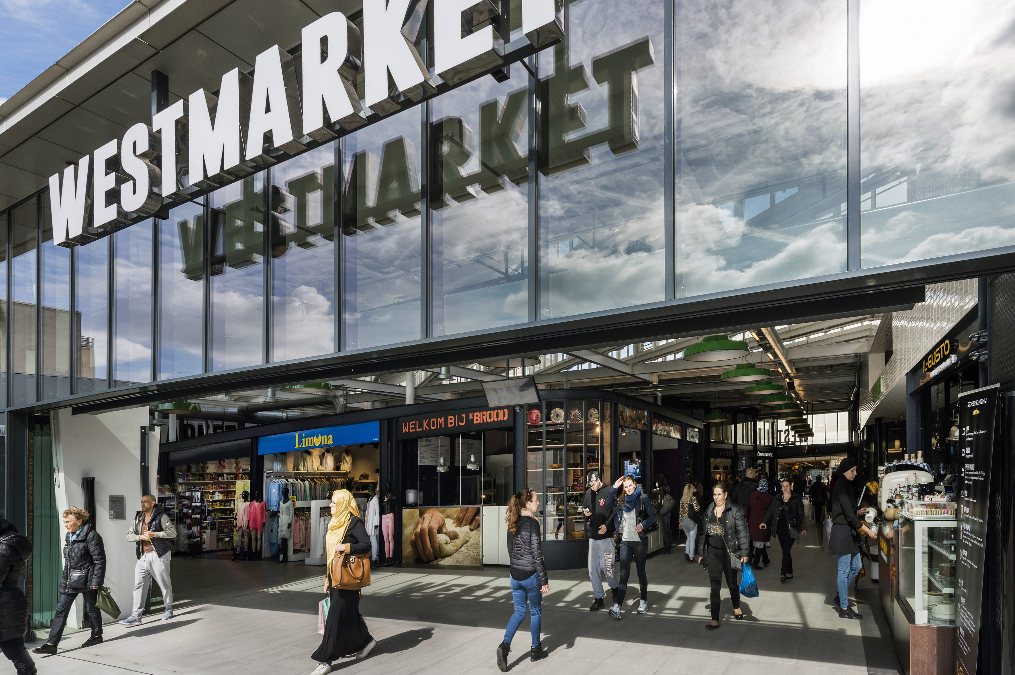 Westmarket, Osdorpplein Amsterdam foto Paul Starink