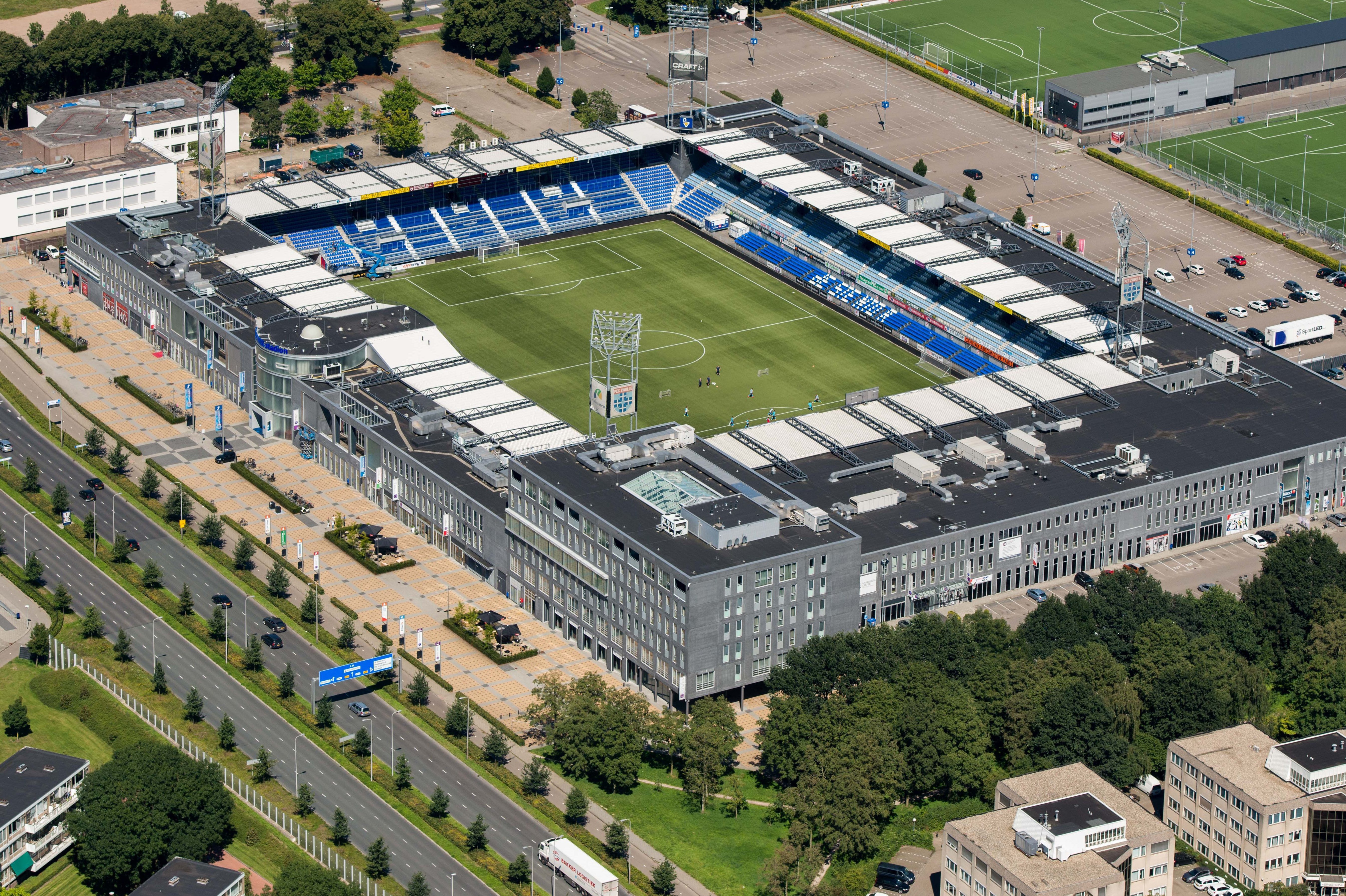 PEC-Zwolle-stadioncomplex-Zwolle