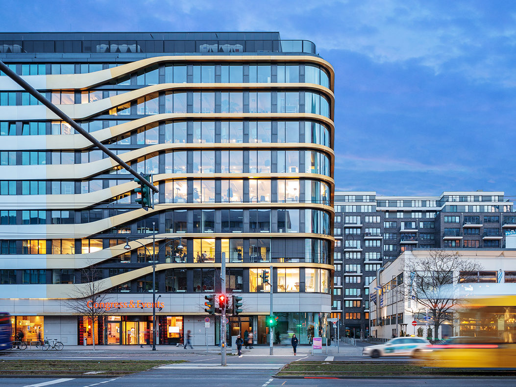 Die Welle Alexanderplatz Berlijn