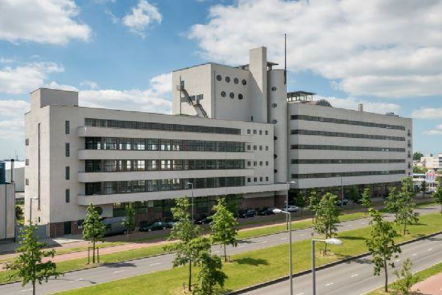 Haka-gebouw aan Vierhavensstraat 38 in Rotterdam