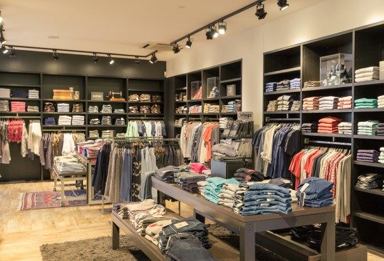 Piet Zoomers, vestiging Hengelo