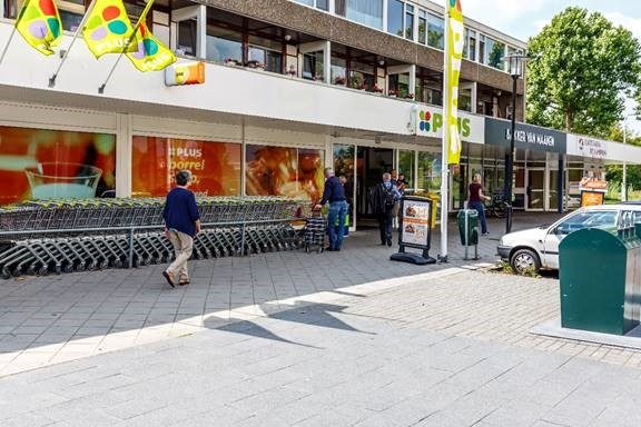 Plus-supermarkt aan t Palet in Hillegom