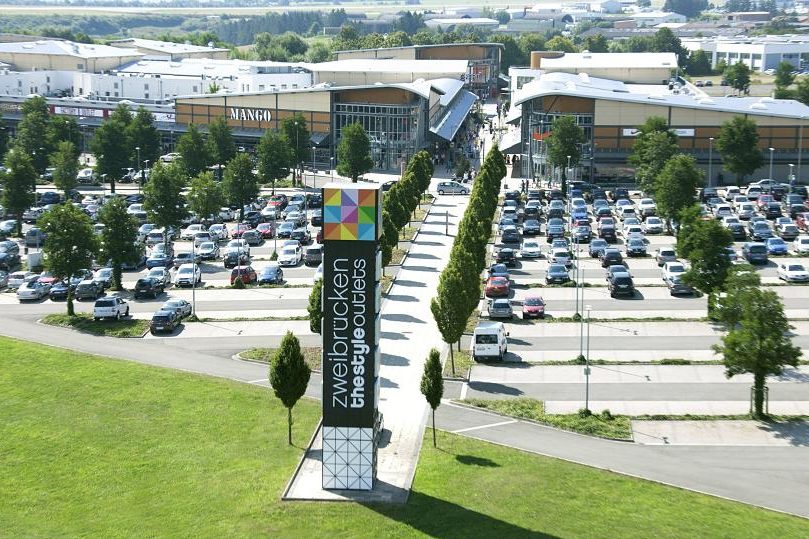 Neinver-outlet Zweibrücken in Duitsland