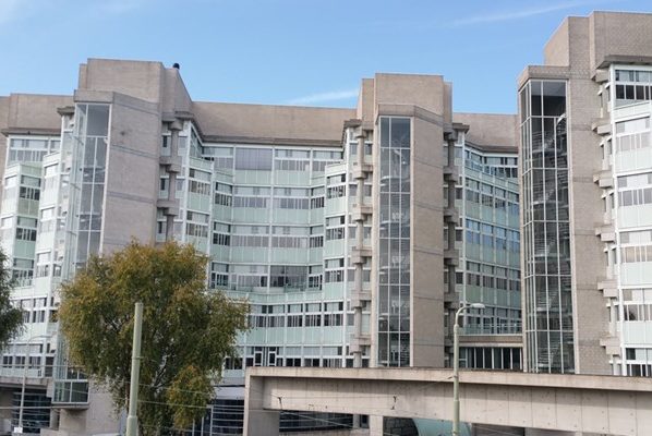 Extra kantoorruimte en woningen in Haags stationsgebied