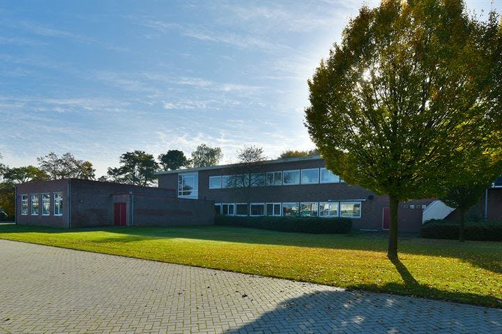 Gemeente Apeldoorn verkoopt schoolgebouw Ruys de Beerenbrouckstraat