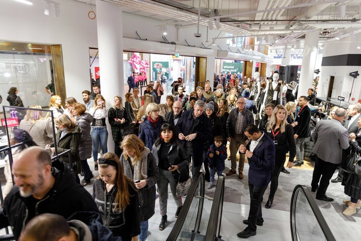 Saks off 5th Amsterdam