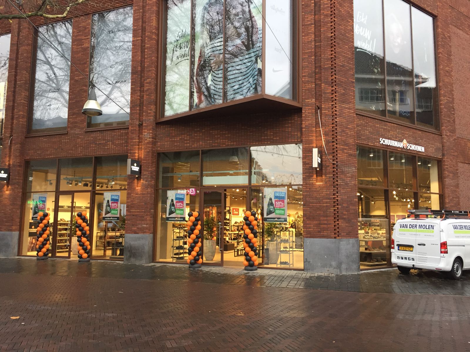 Schuurman Schoenen huurt Langestraat 7 Enschede