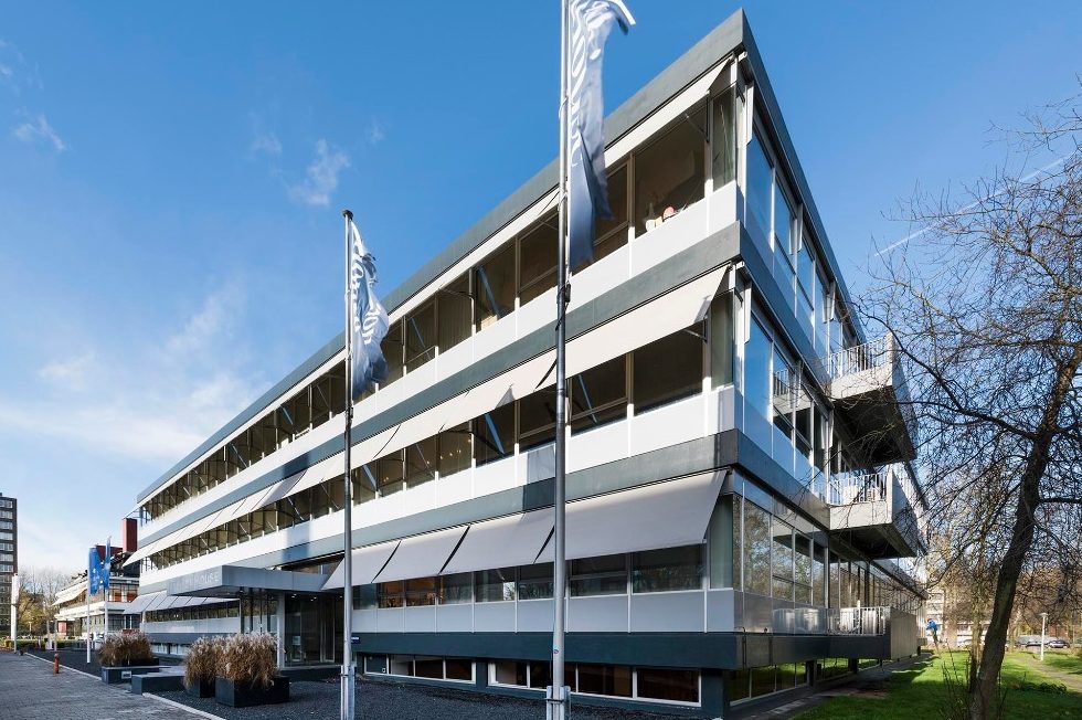 Fashion House aan Koningin Wilhelminaplein 8-10 in Amsterdam