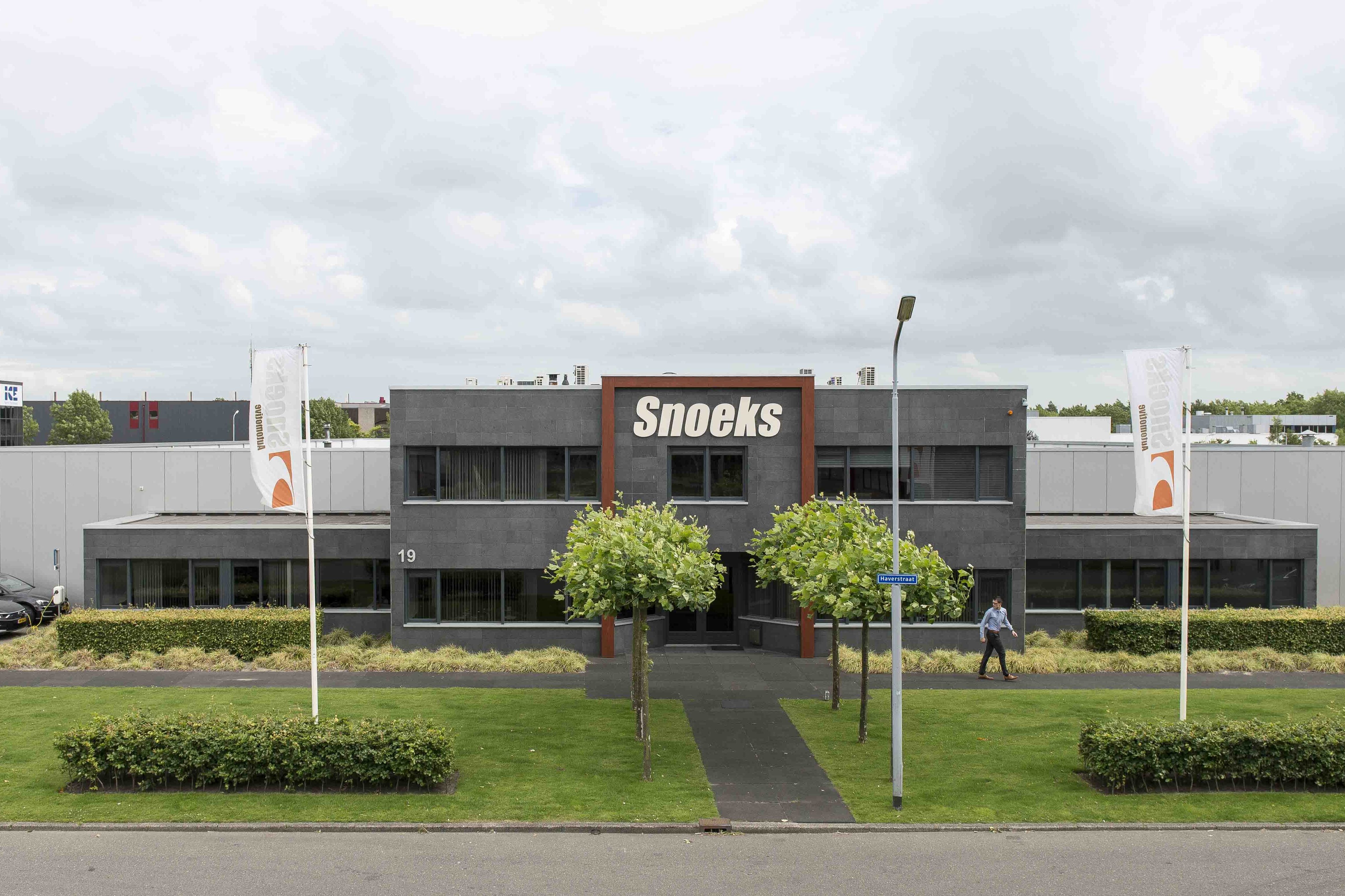 Bedrijfspand Haverstraat 19 in Nieuw Vennep