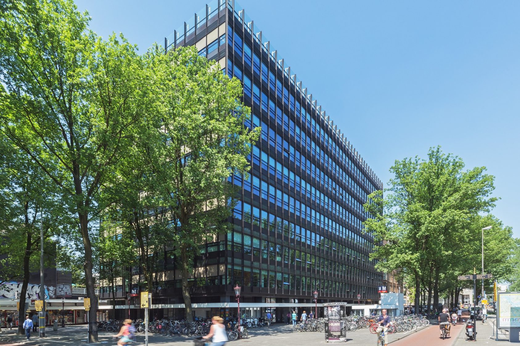 Weesperstaete aan Weesperplein 6-8 in Amsterdam