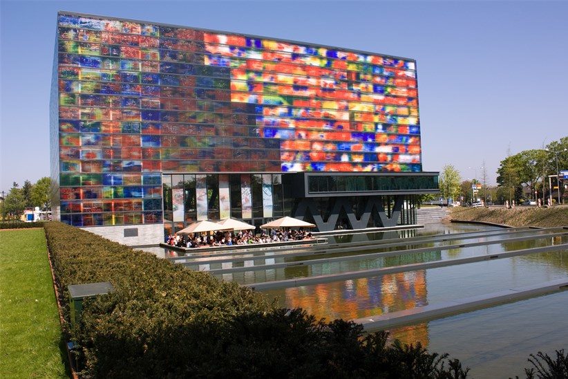 Instituut voor Beeld en Geluid in Hilversum