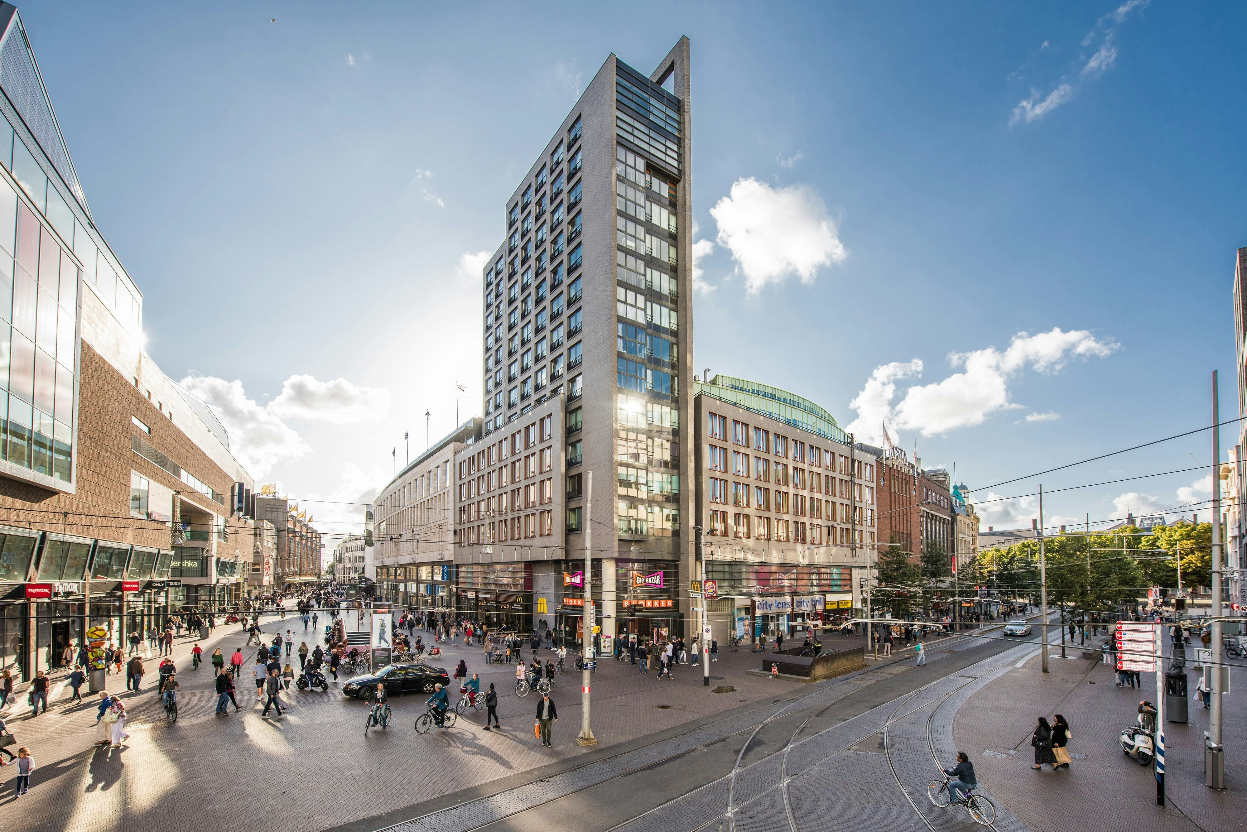 Spuihof aan het Spui in Den Haag