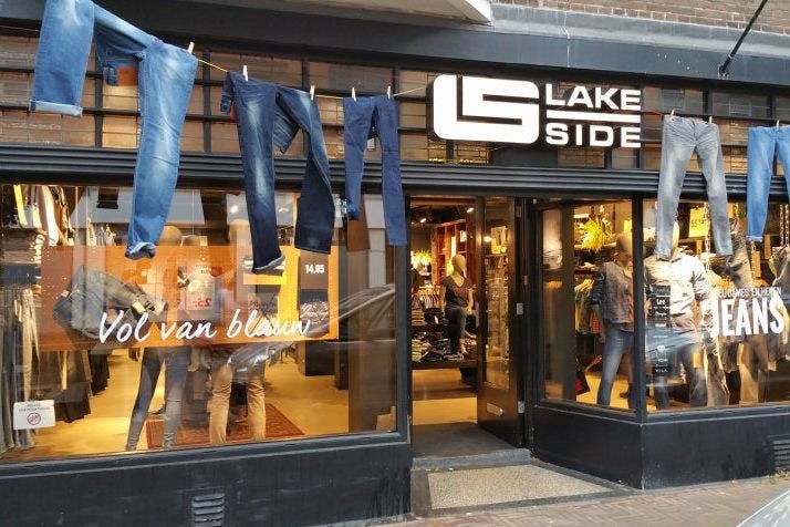 Lake Side-winkel Den Haag