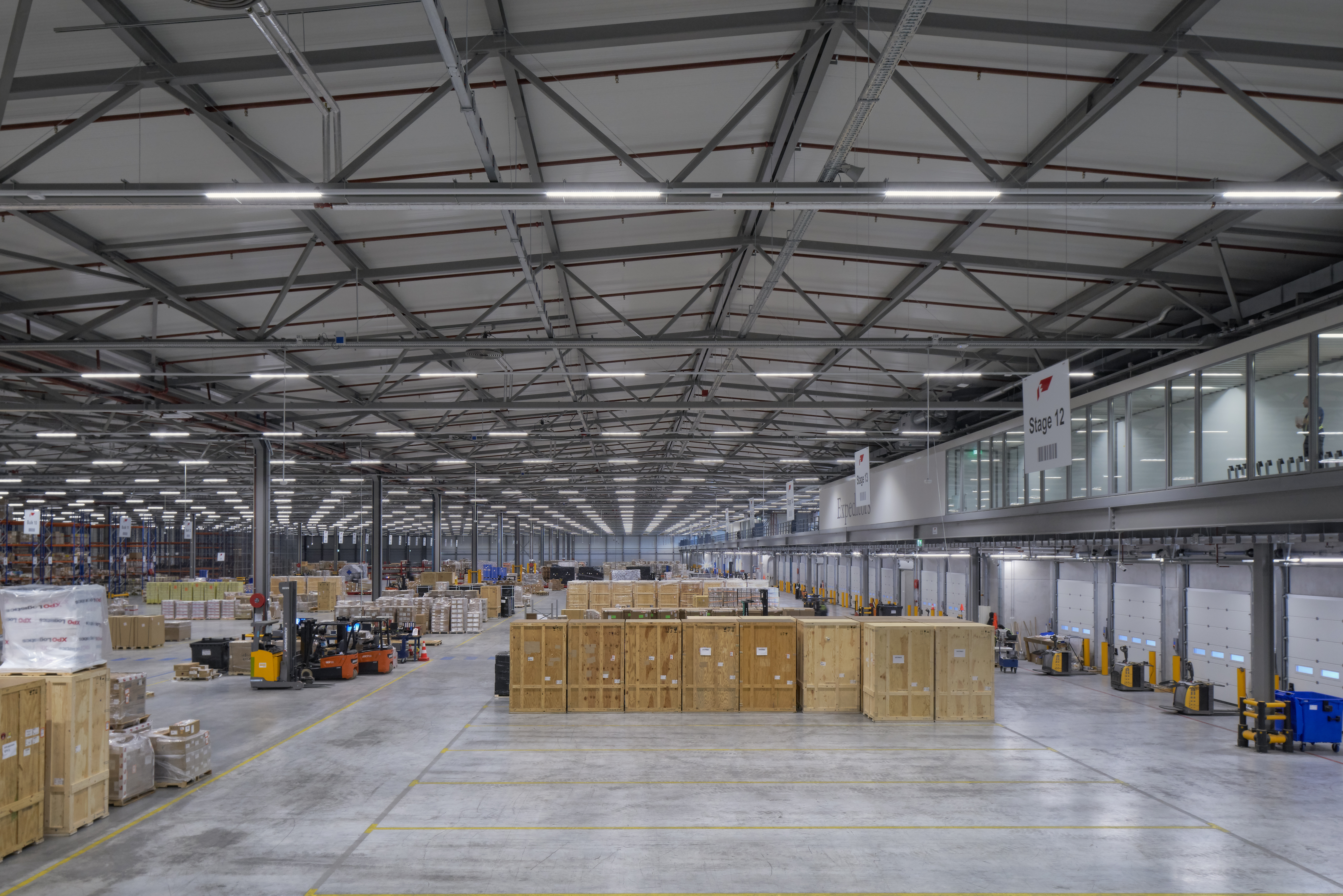 Expeditors neemt logistiek Schiphol in gebruik