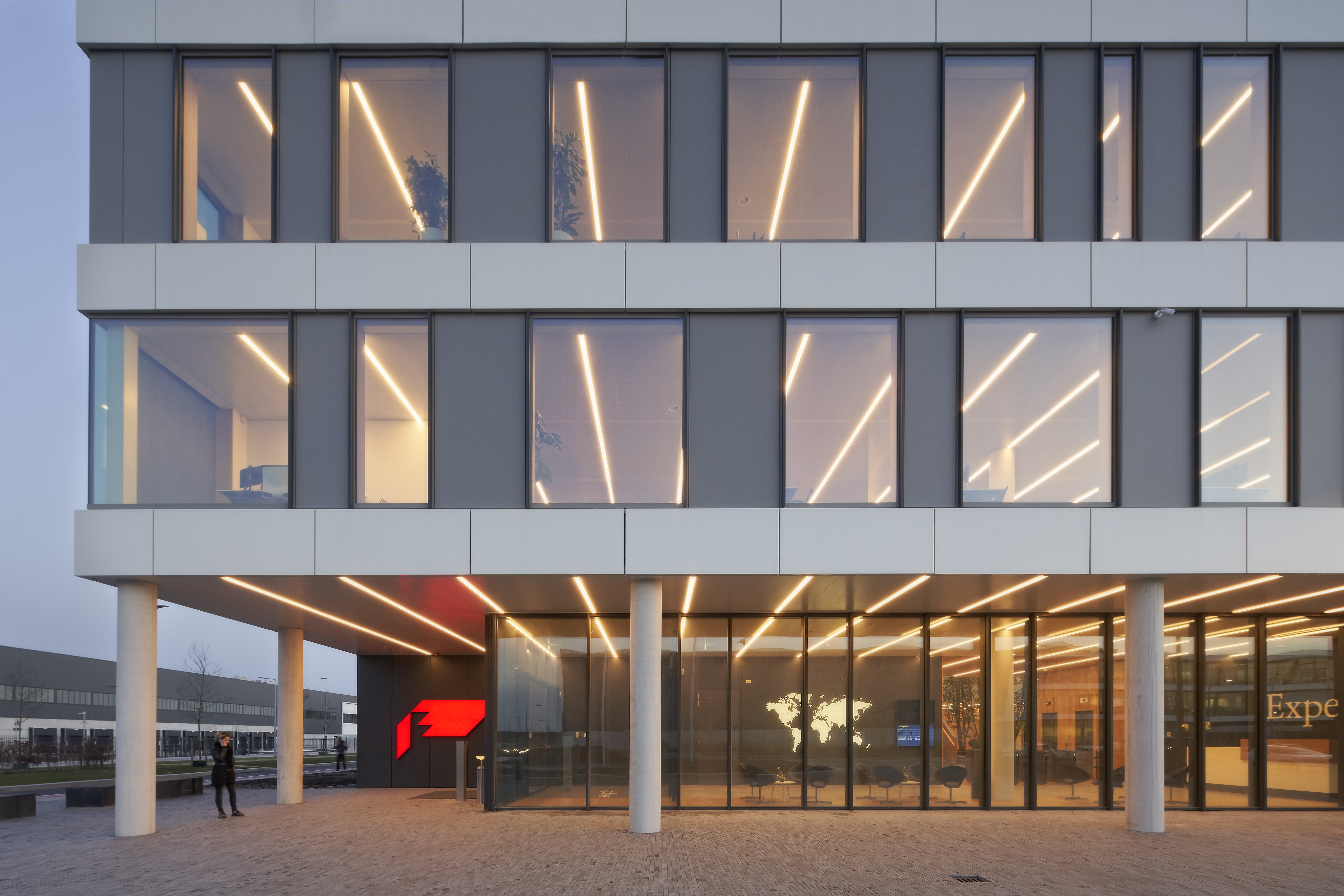 Expeditors International, Naritaweg 1, Rozenburg