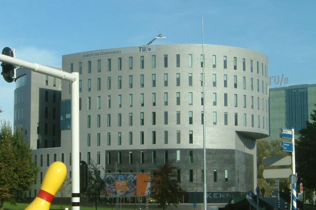 KvK verkoopt kantoorgebouw Eindhoven