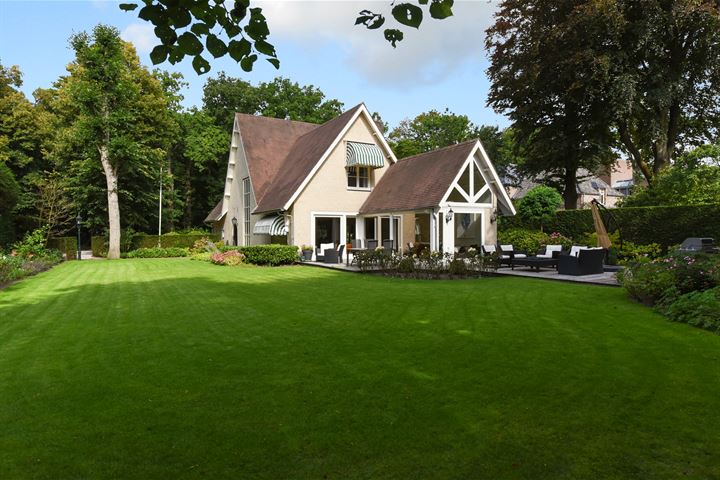 Groot Haesebroekseweg 29b Wassenaar. Vraagprijs: 2.495.000 euro.