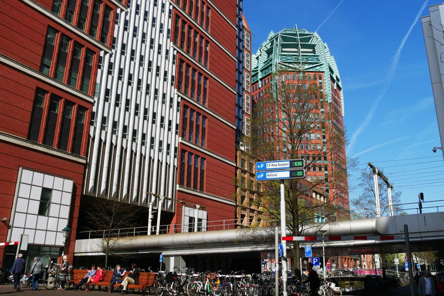 Interparking huurt parkeergarage Helicon