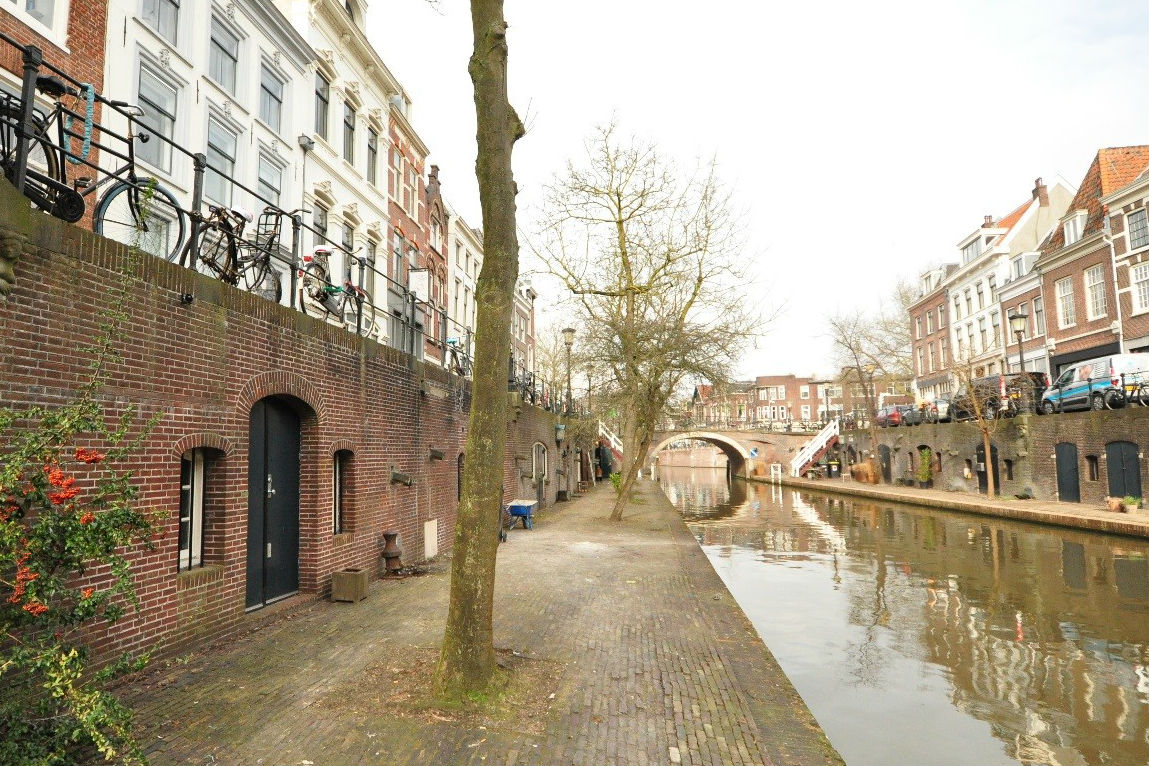 Bart Boonstra huurt kantoorruimte aan Oudegracht