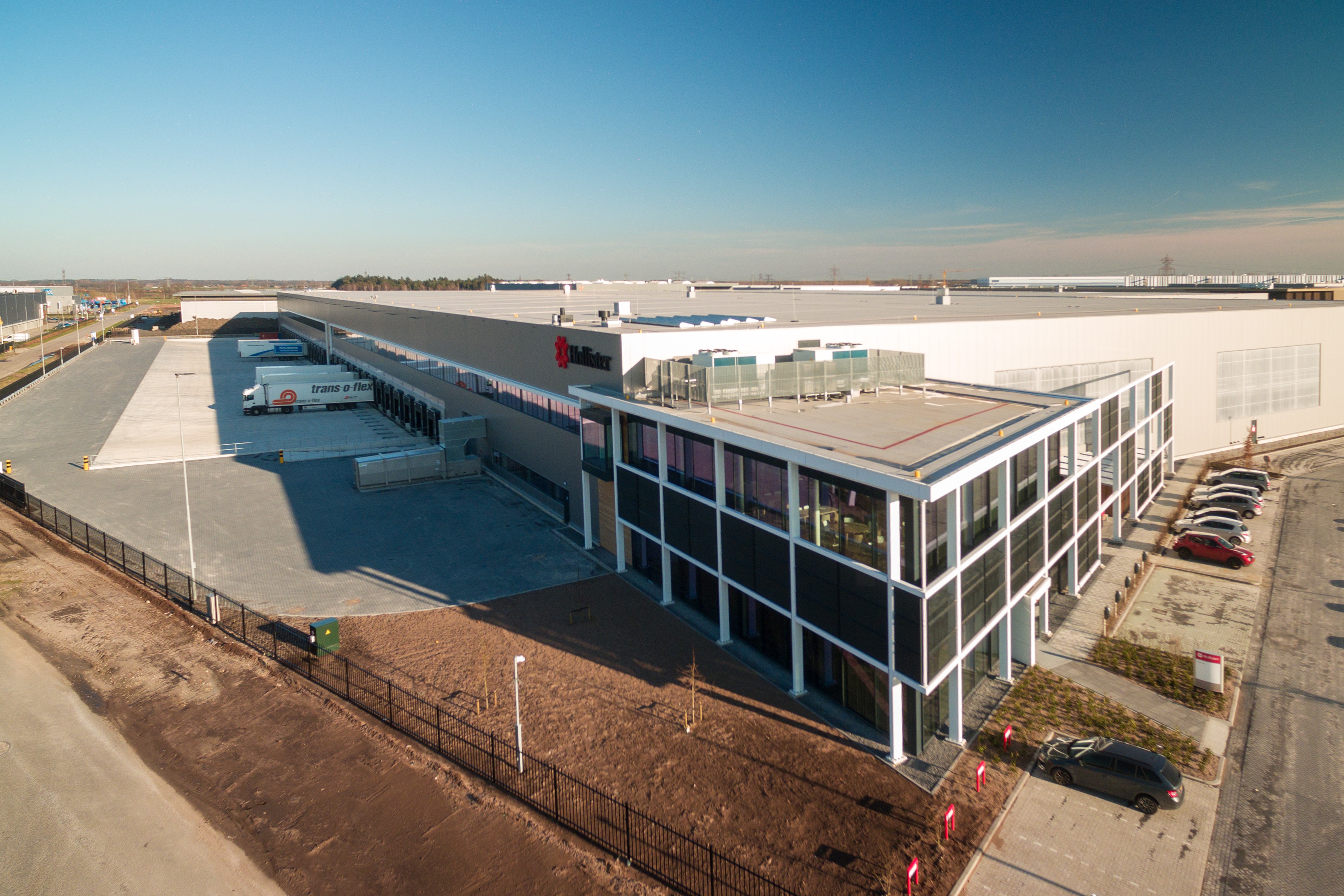 Distributiecentrum van Hollister in Oud Gastel