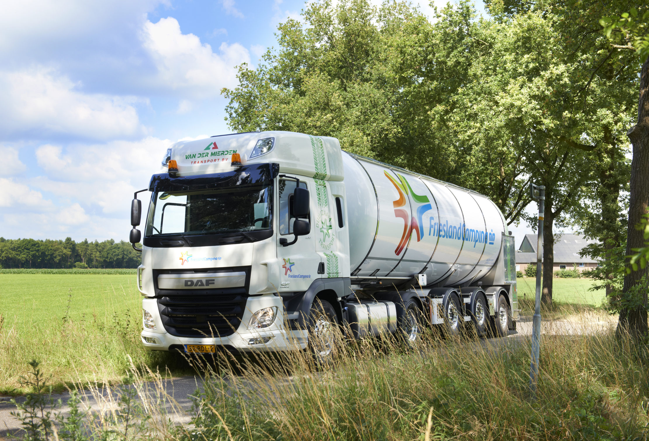 Een Rijdende Melkontvangst (RMO) van FrieslandCampina