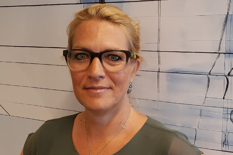 Angelique Verbij naar Apleona