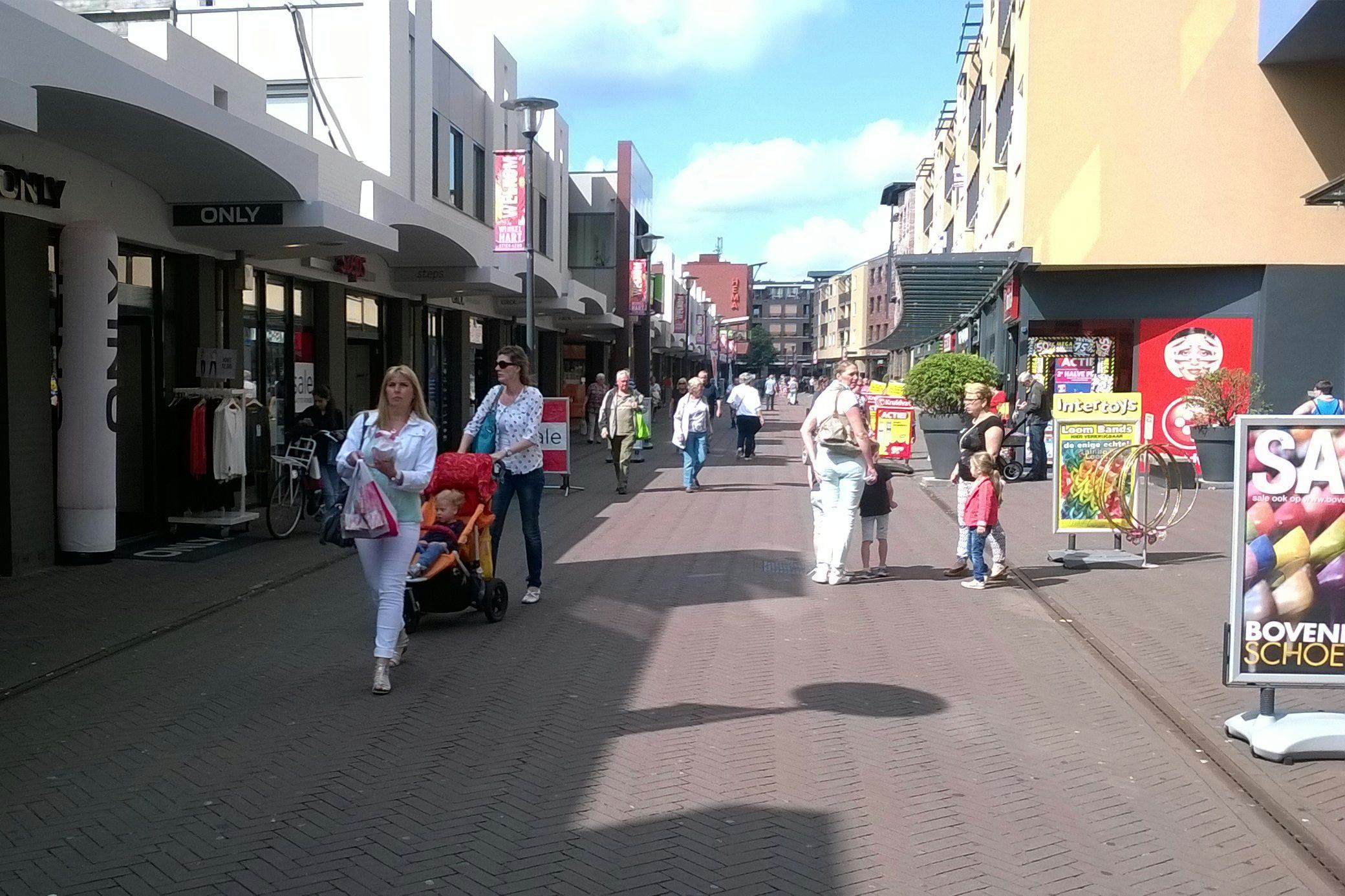 Retailers tekenen voor Winkelhart Etten-Leur