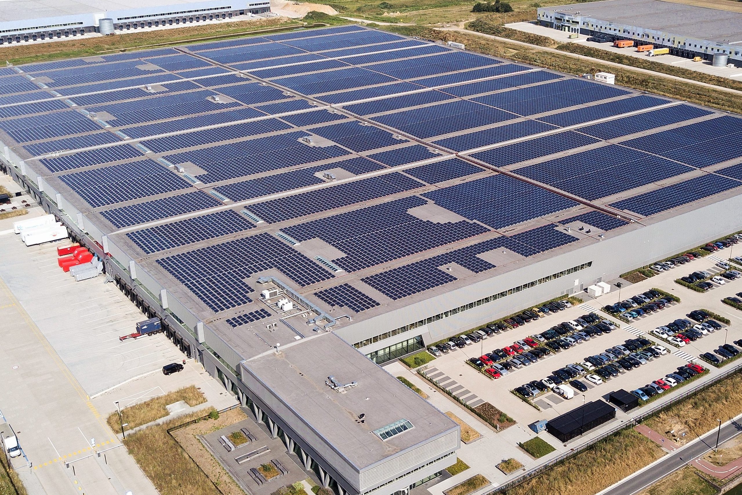 Grootste zonnedak NL in Venlo