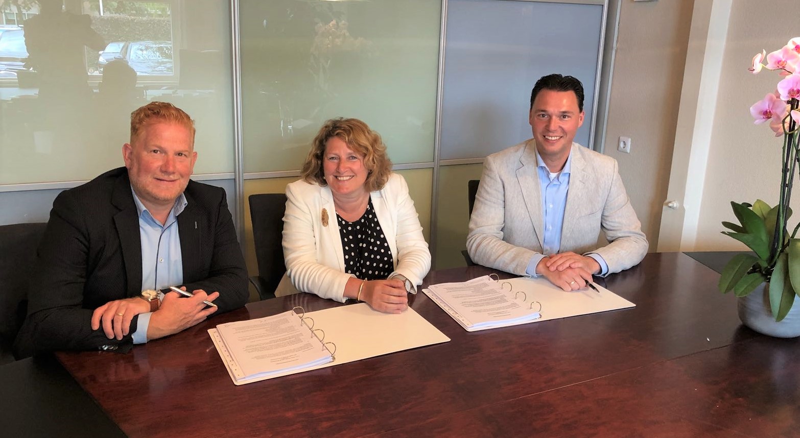 Ralf Dressel (Bebouw Midreth), Ingeborg de Jong (Timpaan) en Gerard Bac (IBB Kondor)