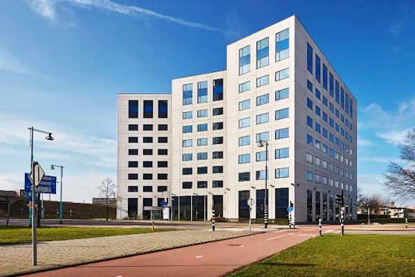 NSI koopt kantoorgebouw Radarweg 60 in Amsterdam