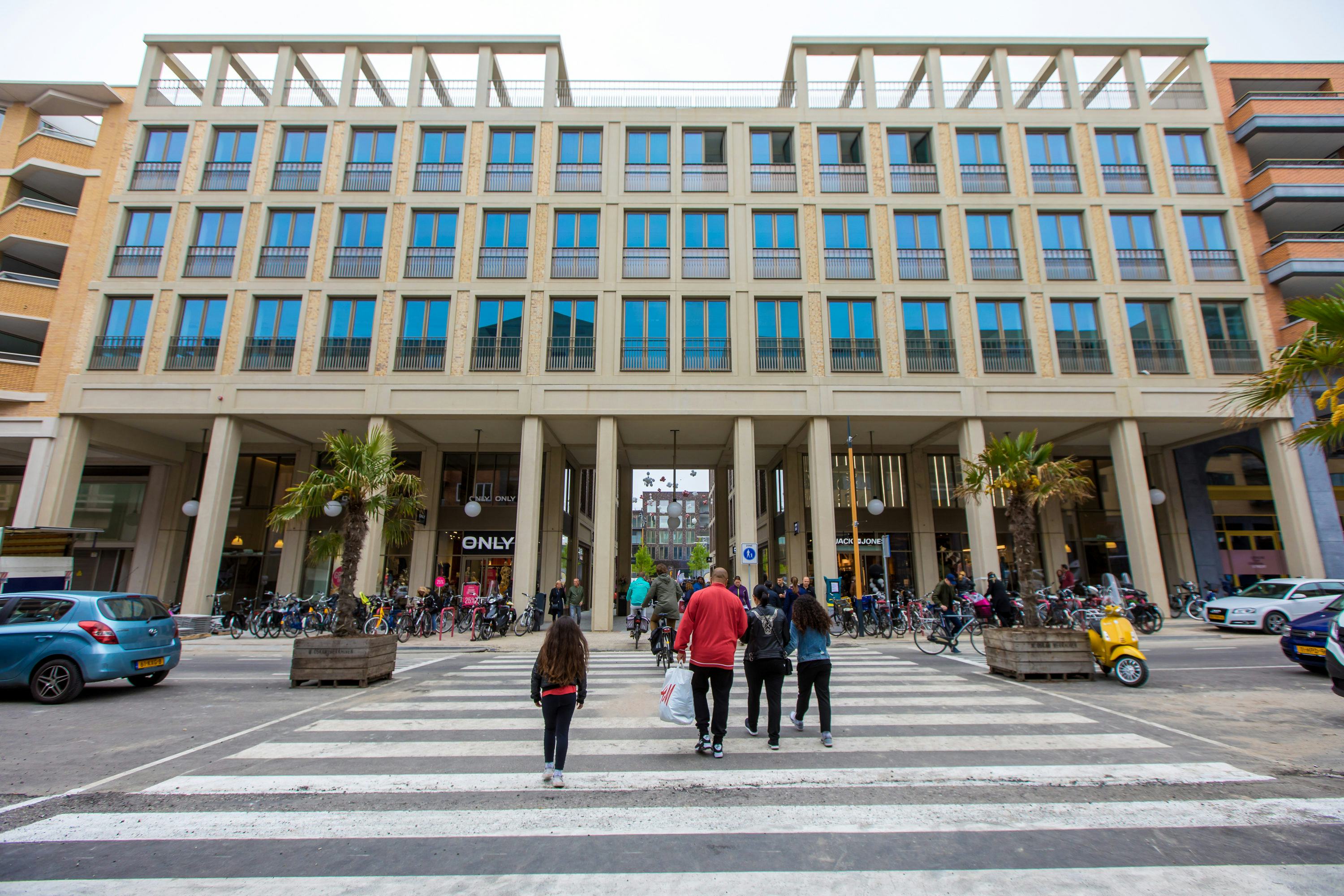 Canadees pensioenfonds verwerft twee kantoorgebouwen