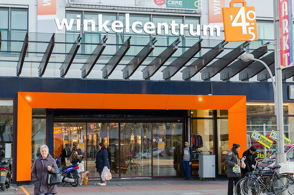 winkelcentrum Plein 40-45 beeld Maaq Design & Build