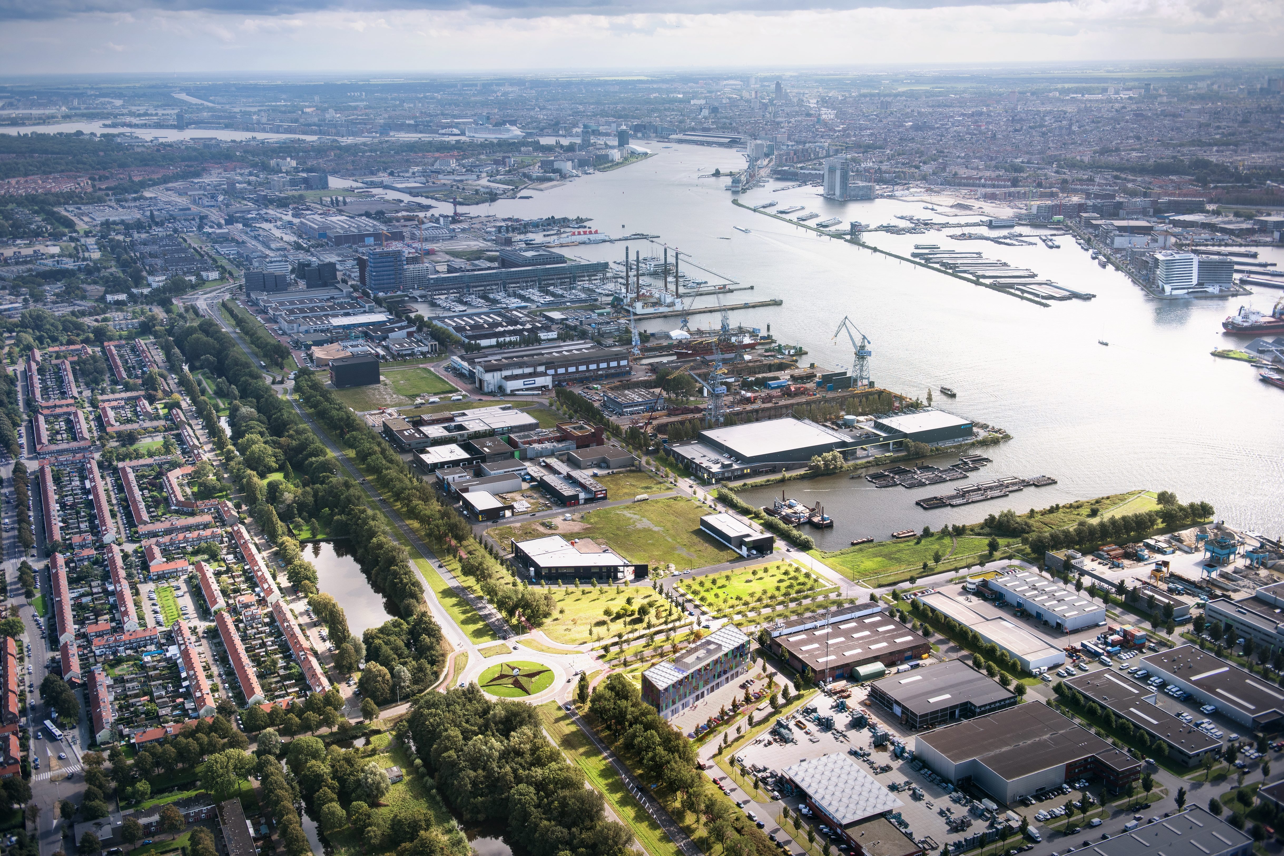 Cornelis Douwesterrein in Amsterdam-Noord