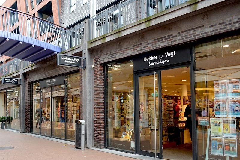 Dekker van der Vegt verlengt huur