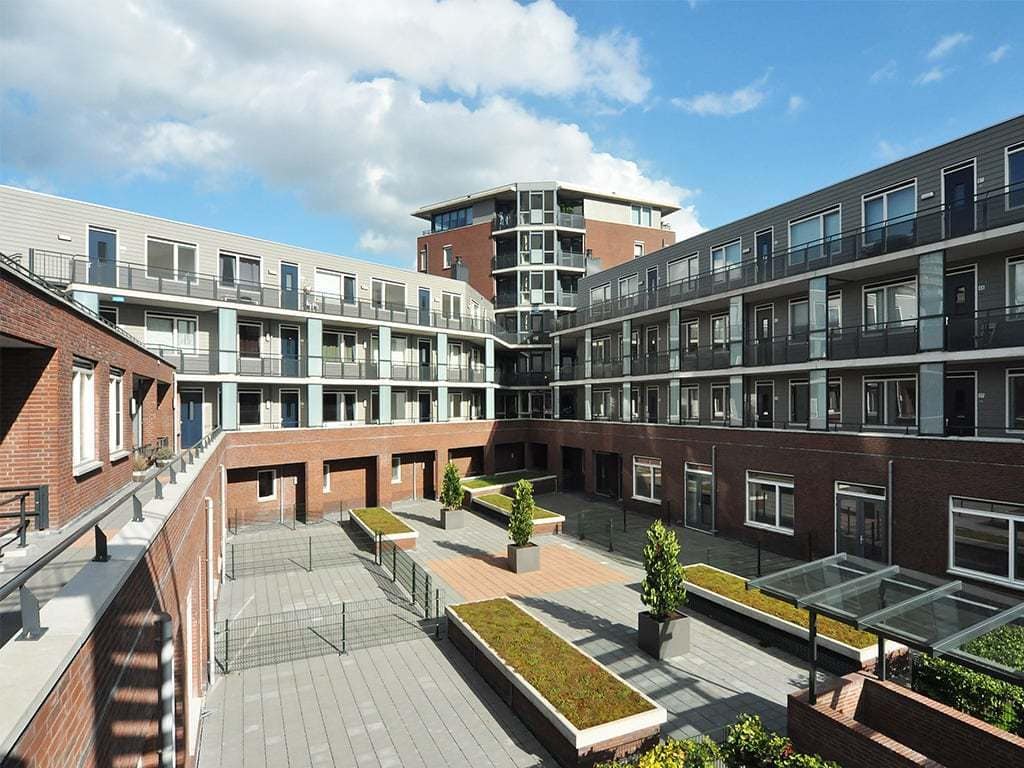 Sierre Nova, Oude Tiendweg, Krimpen aan den IJssel