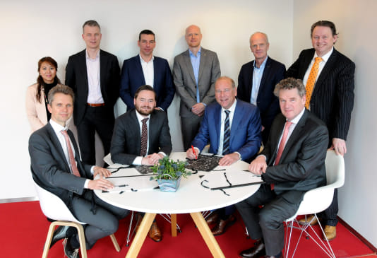 ondertekening Haringlocatie, foto Fred Nijs