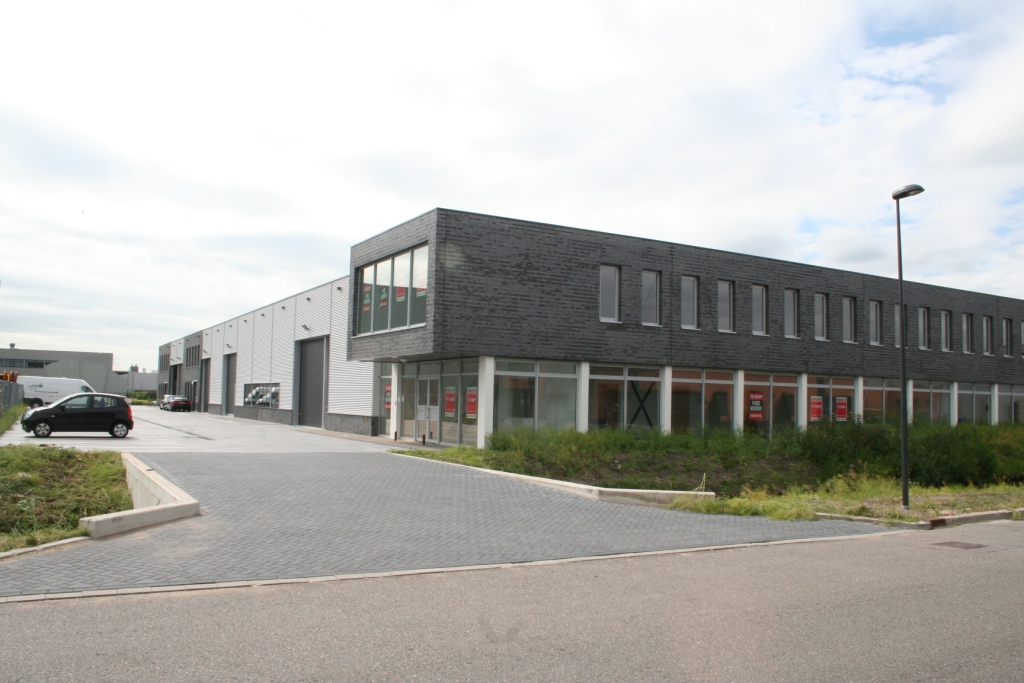 Wat brengen drie bedrijfspanden in Moordrecht op