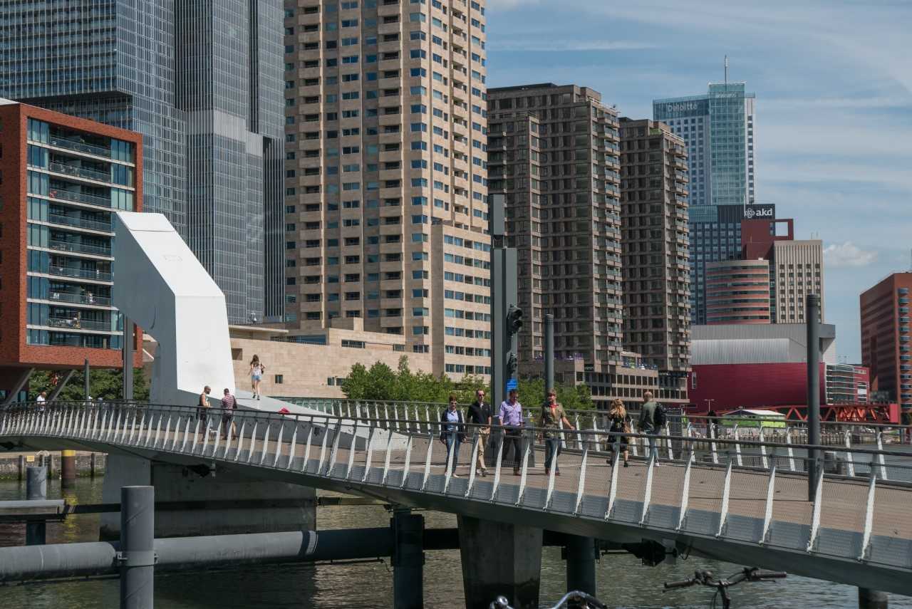 Ook de gebouwde omgeving moet fors gaan bijdragen aan het het terugdringen van de CO2-uitstoot.