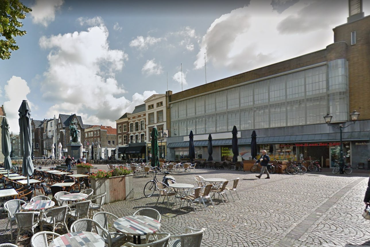 Het voormalige V en D-pand in Dordrecht. Foto: Google Maps.