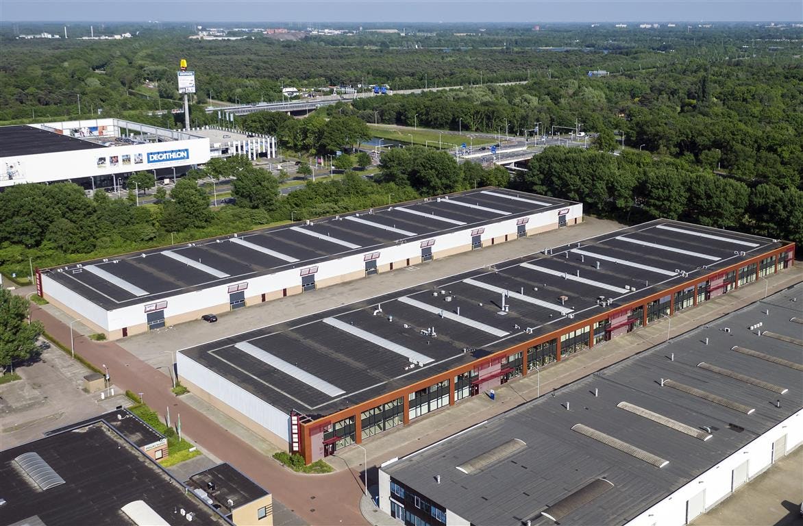 Hallenweg 12 e.o., Best