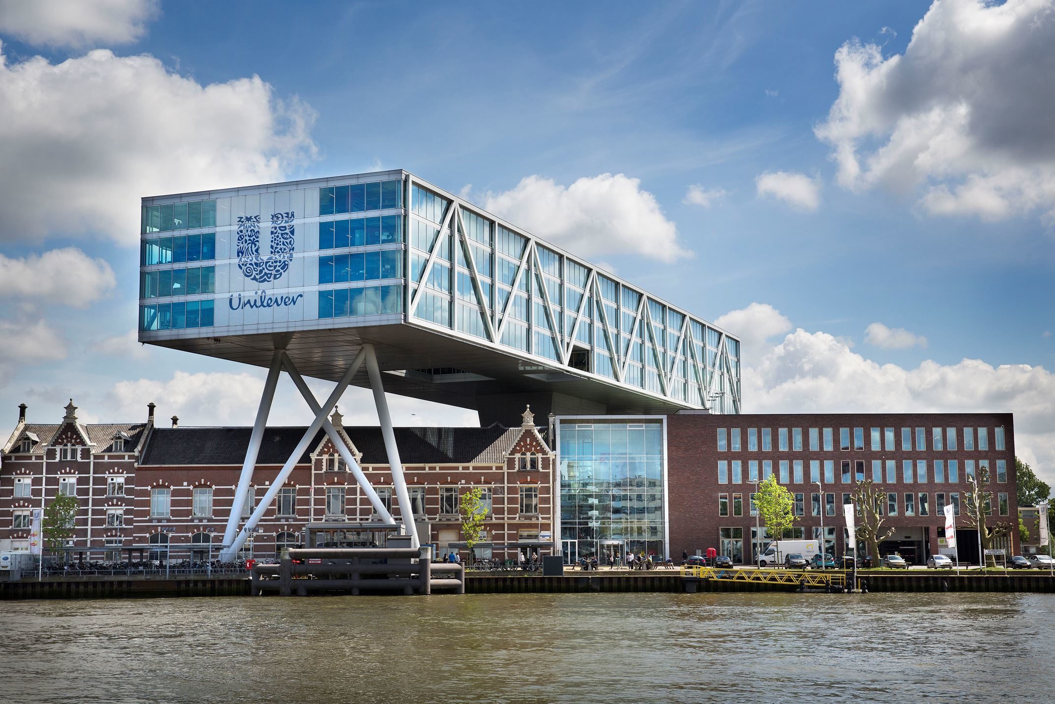 Unilever verruilt De Brug voor Hofplein