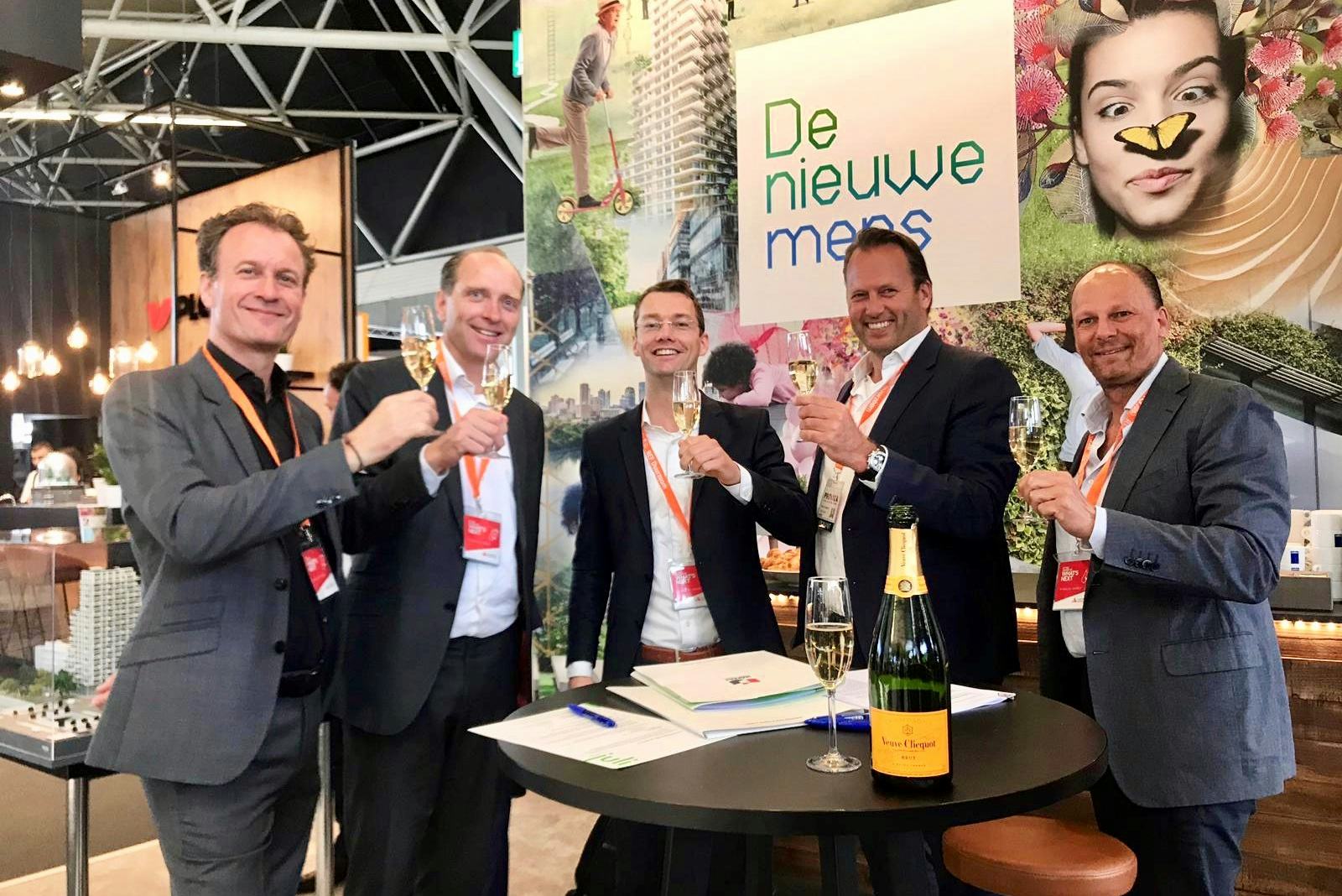 EY gebouw op Marten Meesweg wordt o.a. hotel