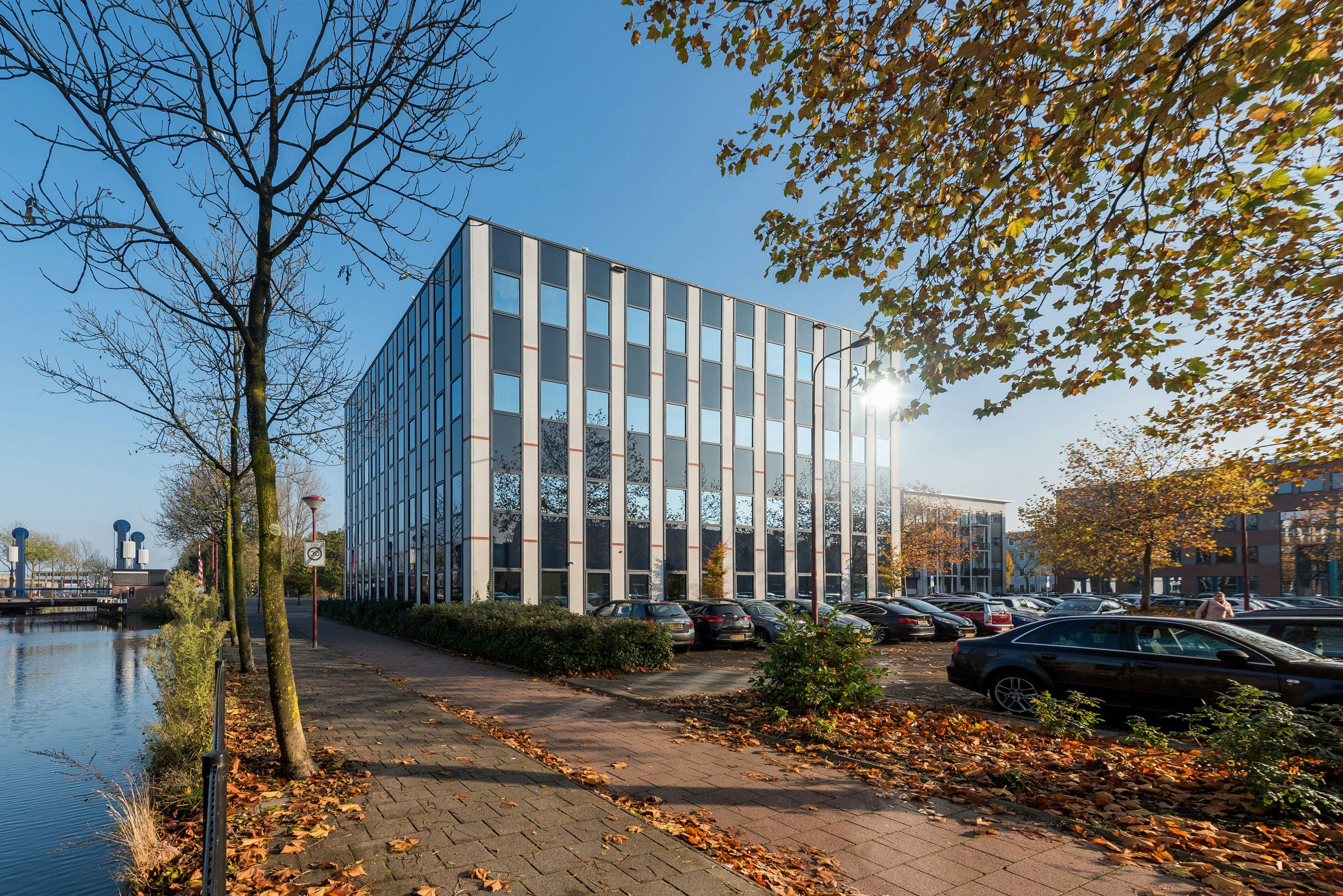 Wat ving NSI voor kantoor in Nieuwegein?