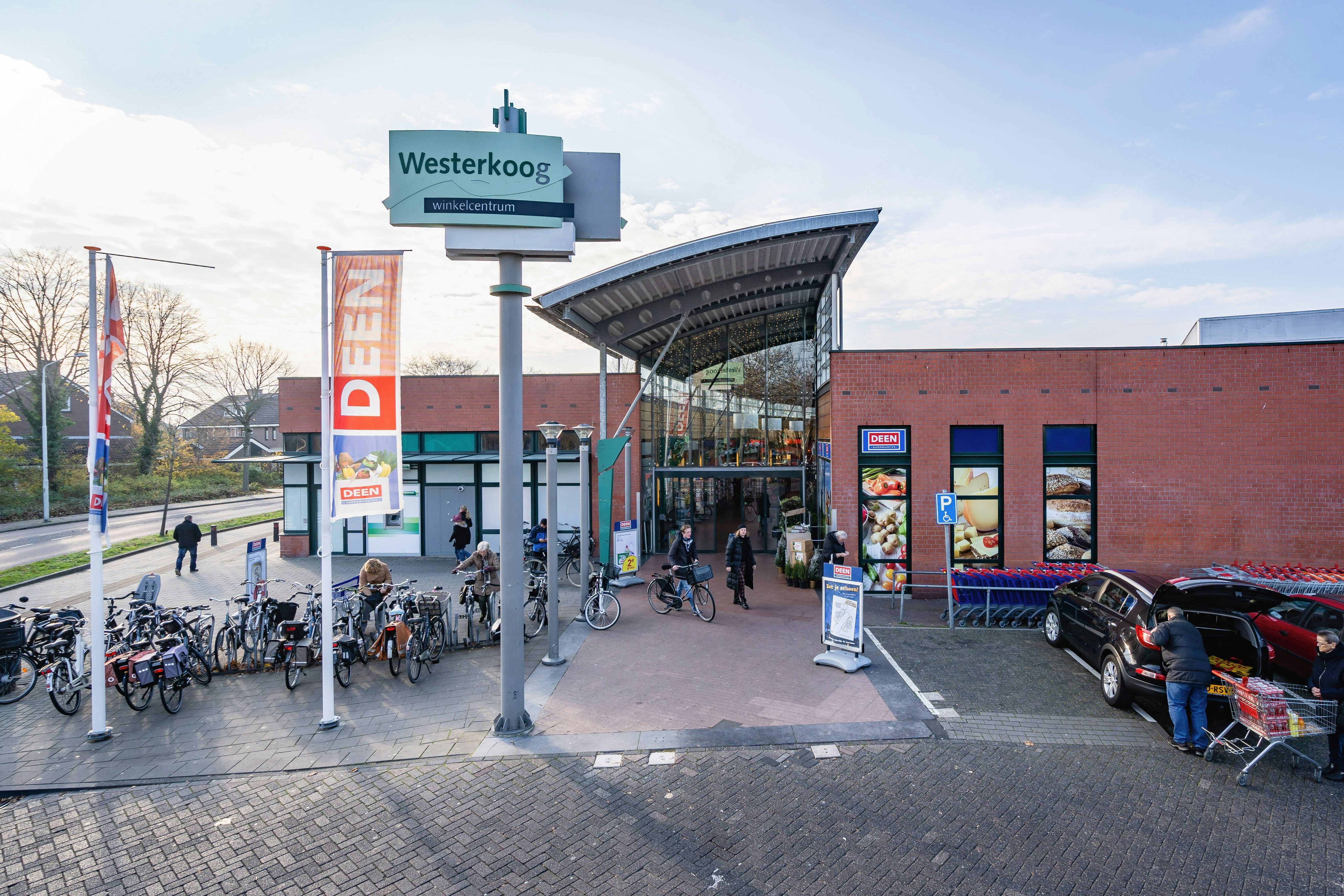 Winkelcentrum Westerkoog aan de Molenwerf in Koog aan de Zaan - foto Syntrus Achmea