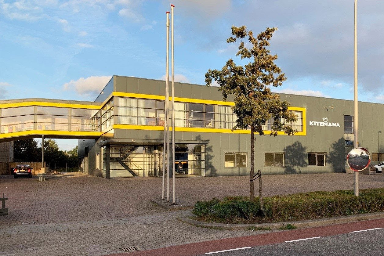 Kitemana koopt bedrijfsruimte in Noordwijk