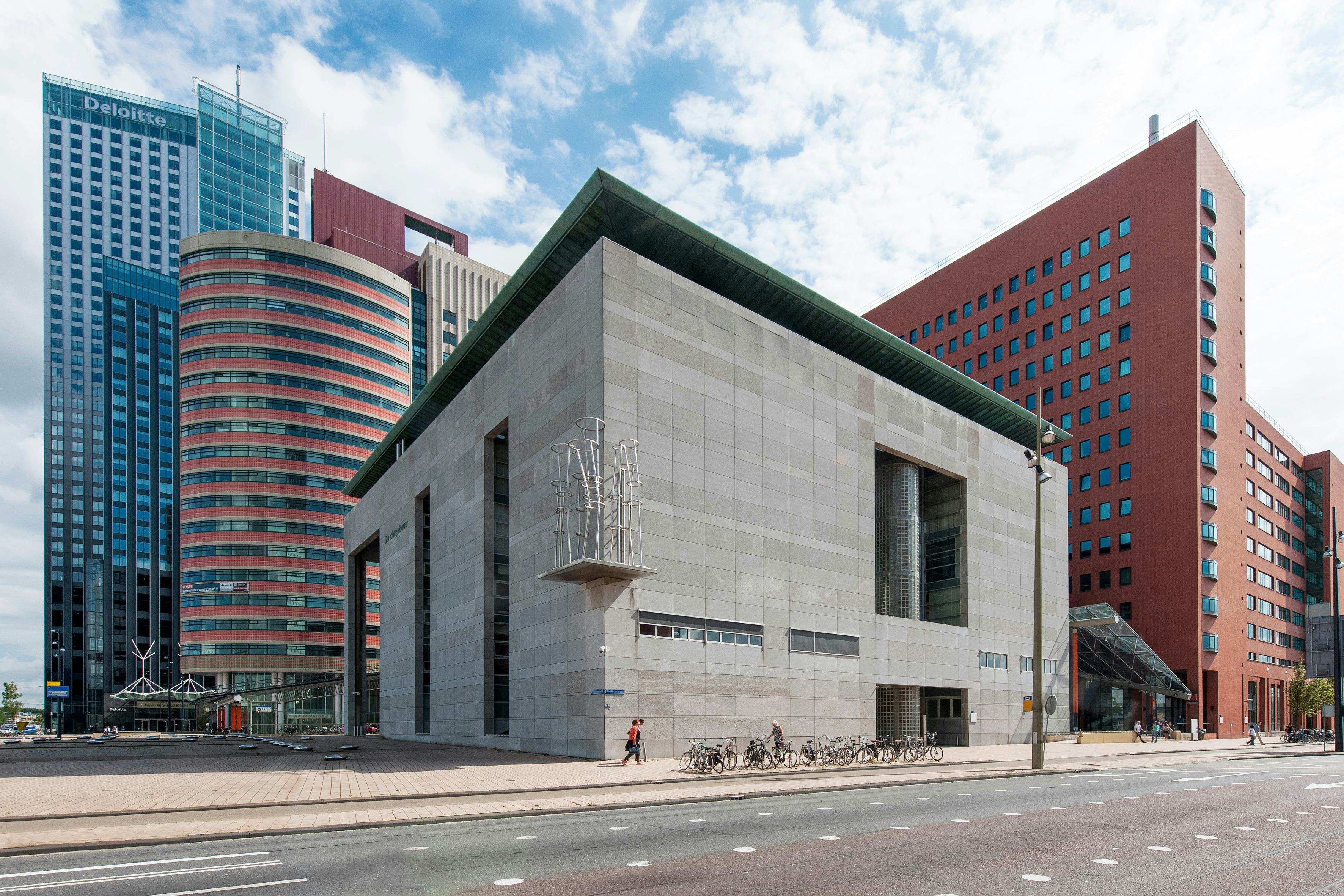 Rechtbank Rotterdam, Wilhelminaplein 100-125